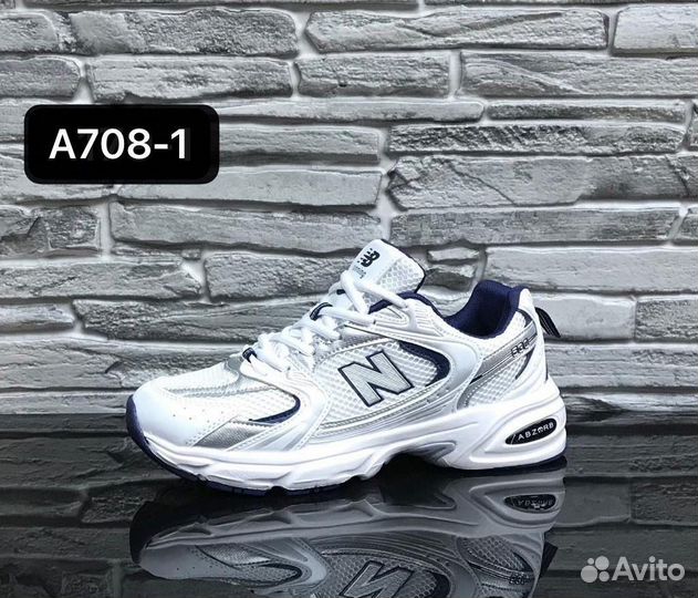 Кроссовки оптом