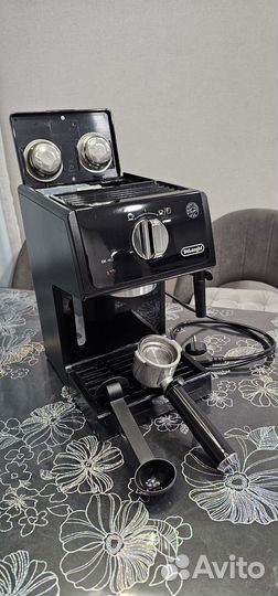 Кофемашина Delonghi