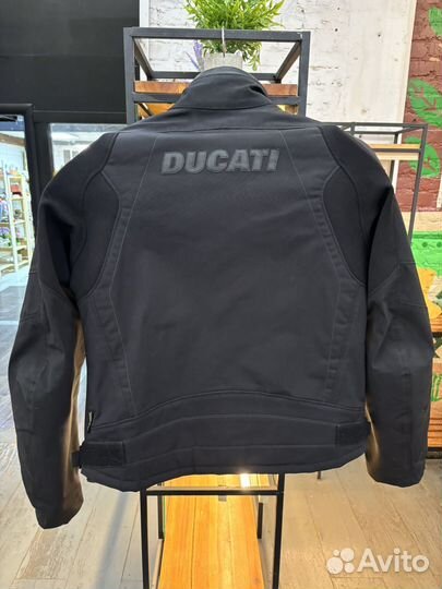 Мотокуртка ducati dainese