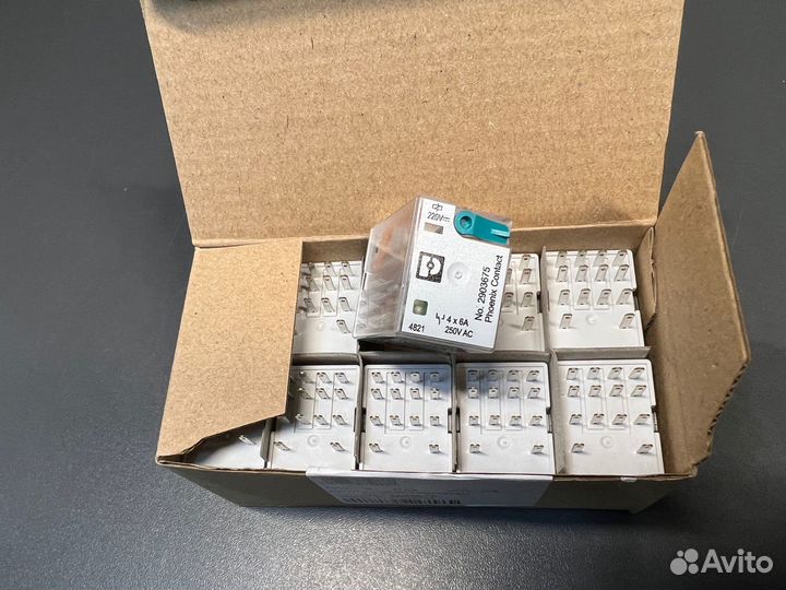 Phoenix contact 2903675 REL-IR4 новое, 64 шт