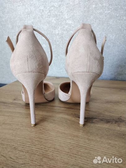 Туфли, босоножки женские 37 размер