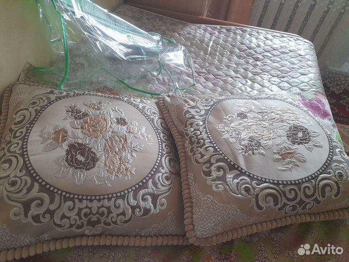 Декоративные подушки