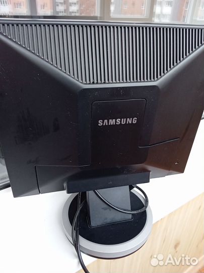 Монитор samsung 940n