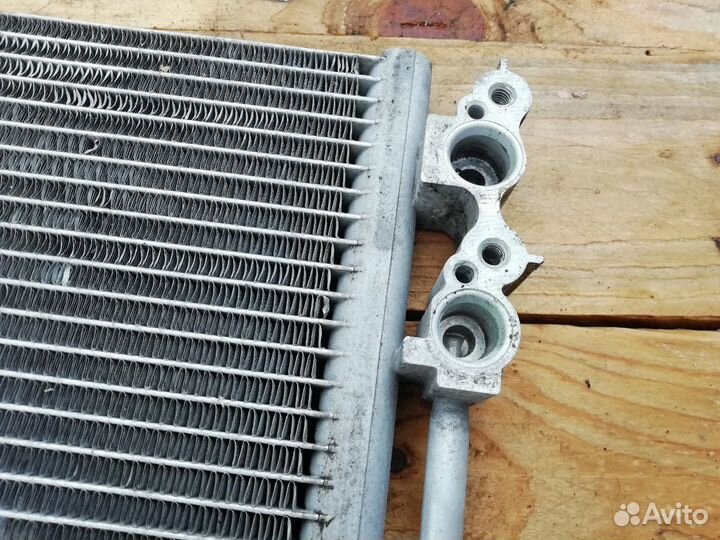 BMW F10, F11, F12, F13, F01, F02 конденсатор конди