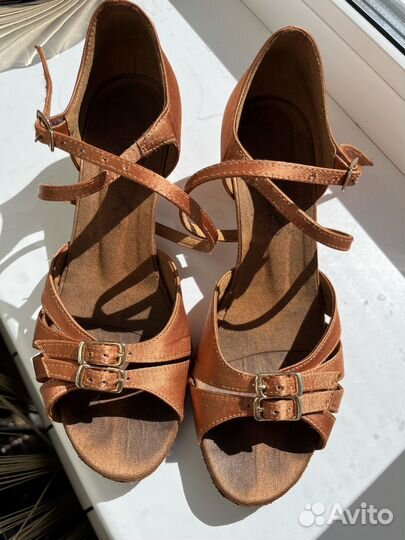 Туфли танцевальные для девочки