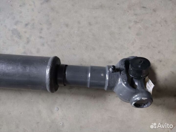 Карданный вал 87552420