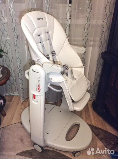 Стульчик для кормления Peg-Perego Tatamia FollowMe