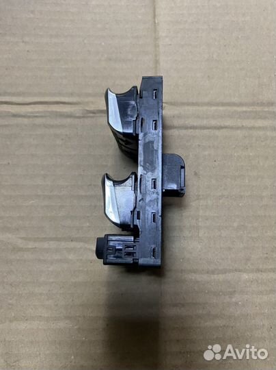 Блок управления стеклоподъемниками Ауди А6 С7 4G