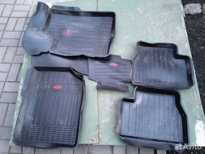 Резиновые коврики Лада Гранта
