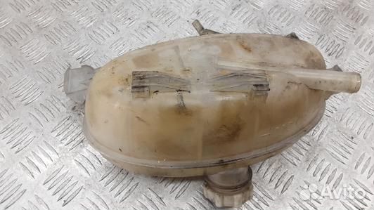 Бачок расширительный renault master 2 (5LV31NP01)