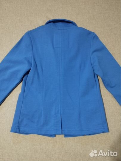 Пиджак, футболка, джинсы 104