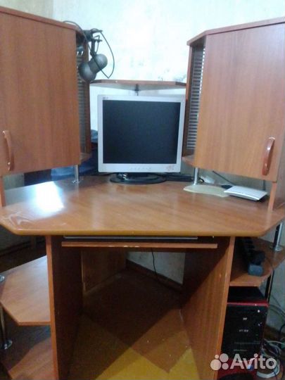 Компьютерный стол бу