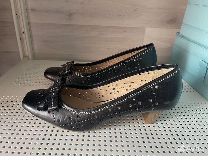 Туфли женские 37 размер Chester