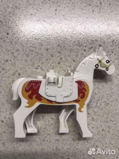 Лошадка пони из конструктора бу