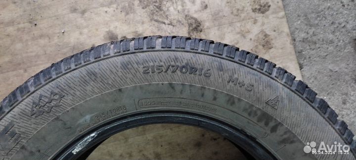 Bridgestone WT17 215/60 R16