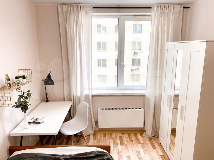 Комната 17 м² в 3-к., 15/32 эт.