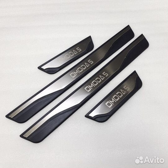 Накладки на пороги Omoda C5 / Омода С5 2022-2024 г.в