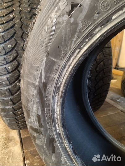 Bridgestone Blizzak Spike-01 235/60 R18 107