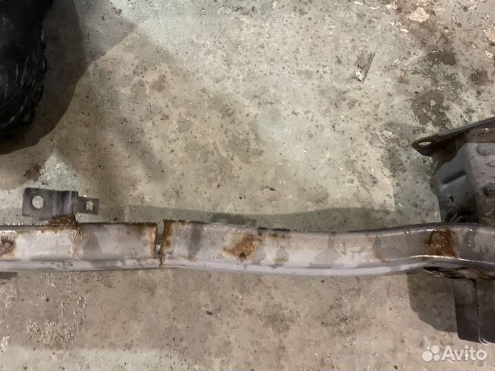 Усилитель бампера передний honda accord 8 2012 г.в