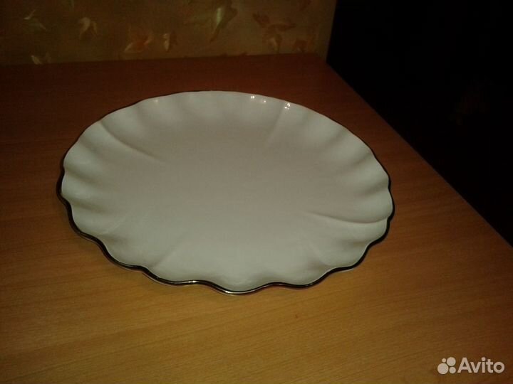 Блюдо новое (33*33*3,5 см) в упаковке