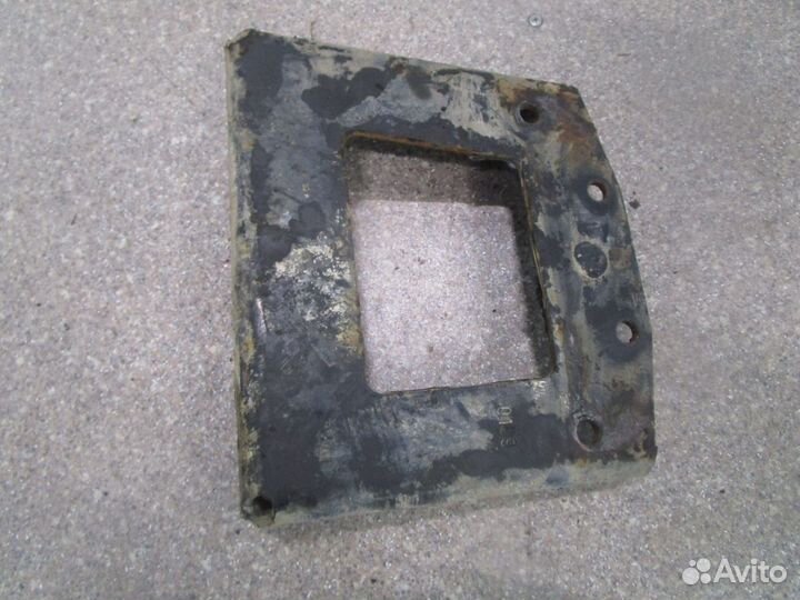 Кронштейн подвесного подшипника карданого вала MAN