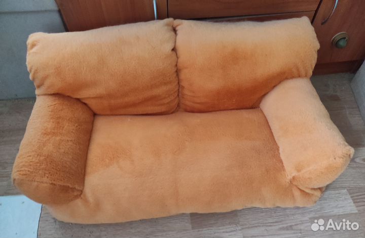Диван новый лежанка для кошечки или котика
