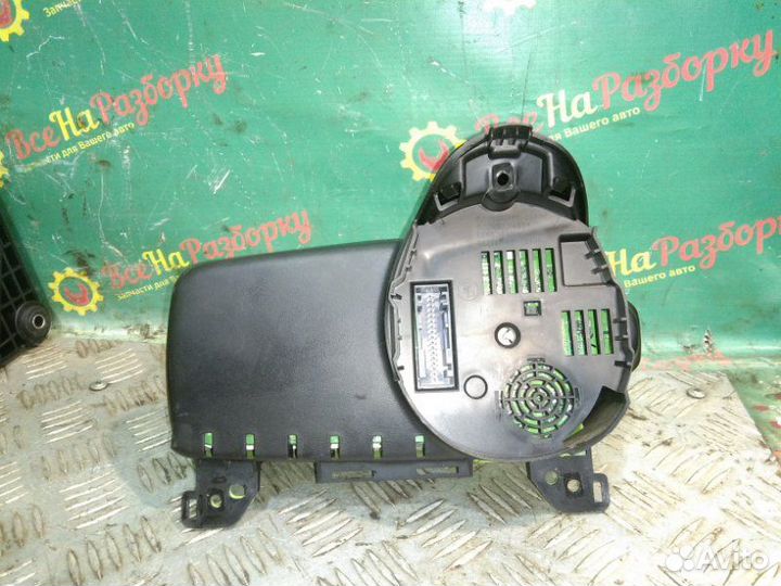 Щиток приборов Chevrolet Aveo T300 седан 1.6 2012