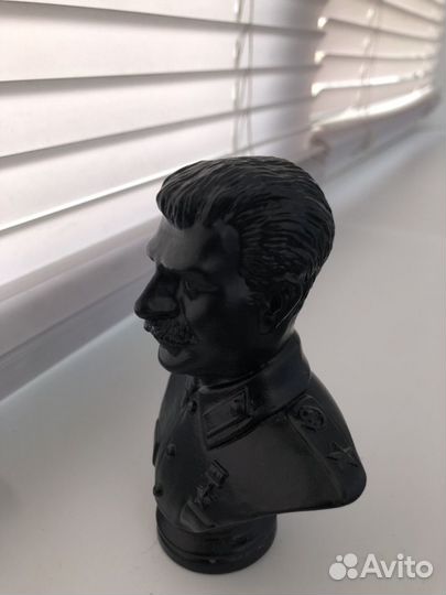 Бюст И.В. Сталина