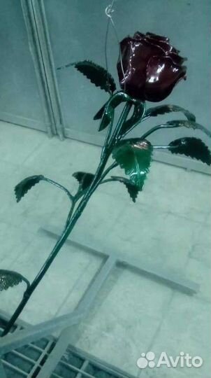 Кованая роза