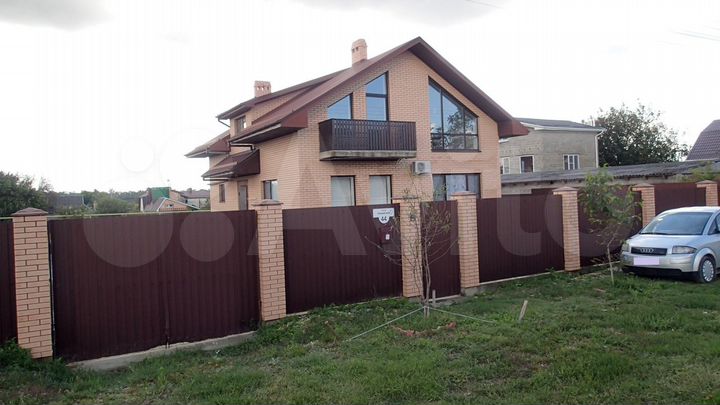 Коттедж 162,1 м² на участке 14,5 сот.