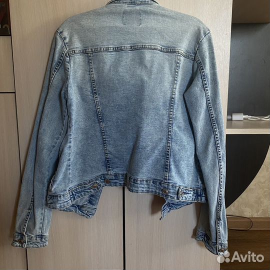 Джинсовка Stradivarius