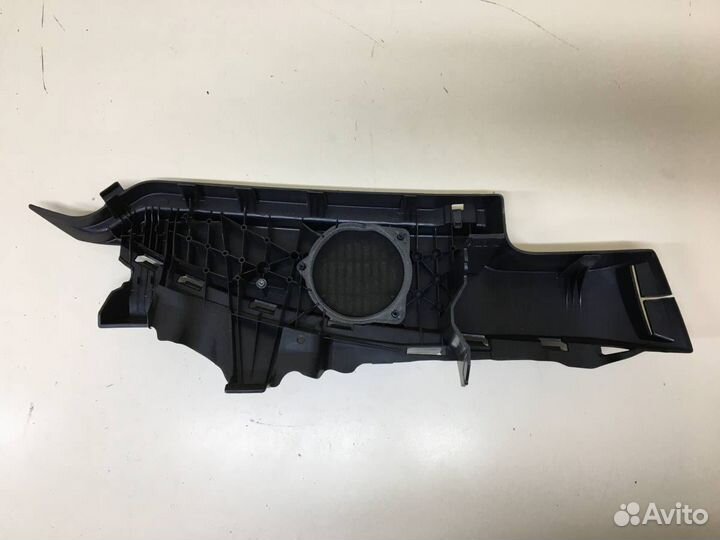 Держатель задней полки BMW 1-series E87/E81 2004-2