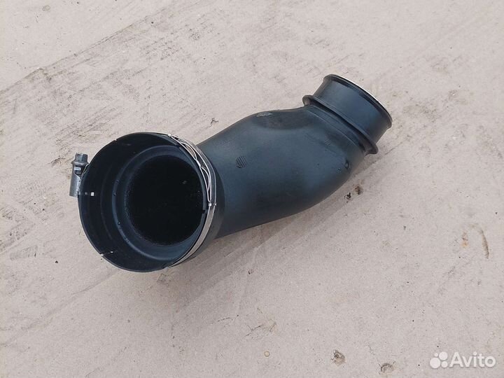 Патрубок интеркулера Mercedes Benz W203 C180