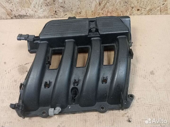 Коллектор впускной Nissan Almera g15