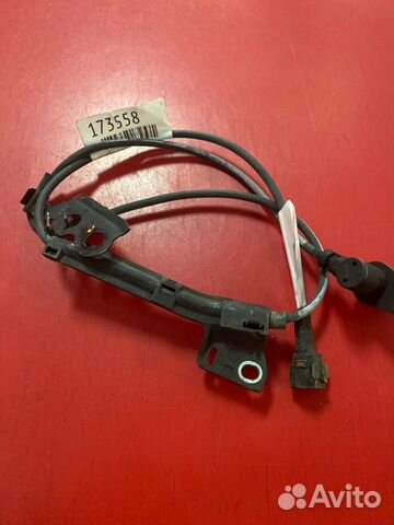 Датчик abs передний правый Toyota Wish ZNE10