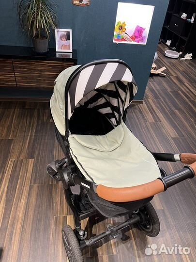 Коляска Happy baby mommer