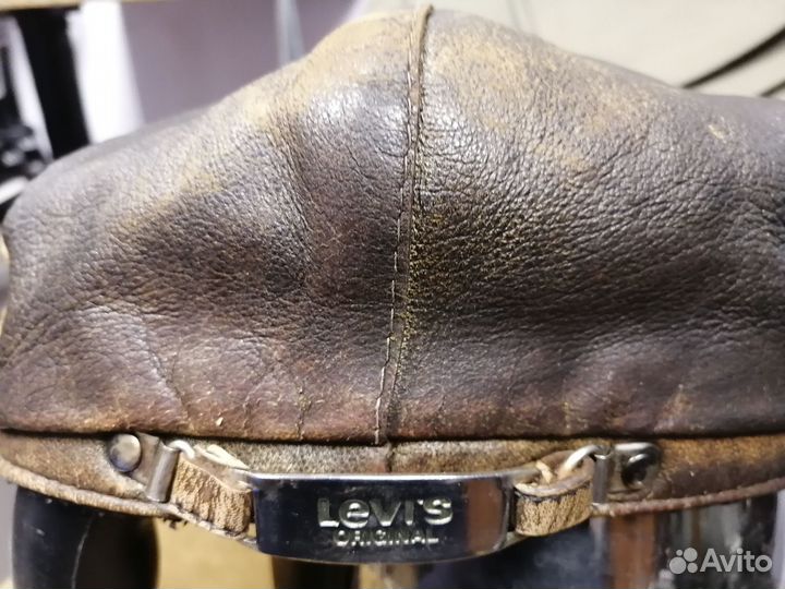 Мужская кожаная кепка