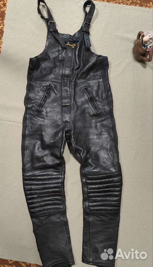 Полукомбинезон, мотоштаны на лямках кожаные