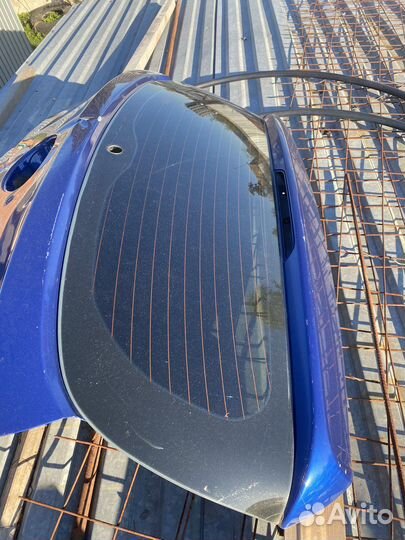 Заднее стекло от hyundai solaris хечбек