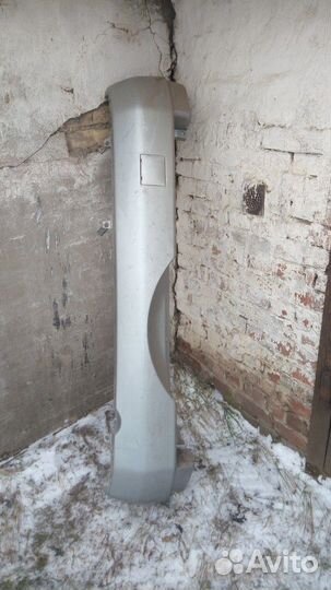 Задний бампер от митсубиси поджеро io, трёх дверой