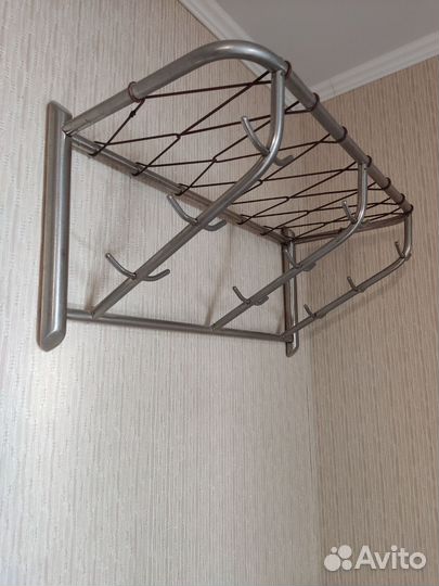 Вешалка в прихожую