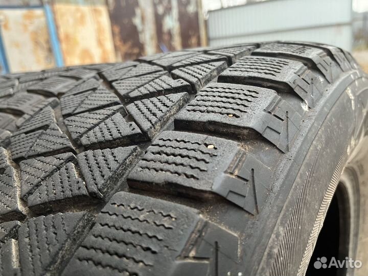 Bridgestone Blizzak DM-V2 265/60 R18 110R