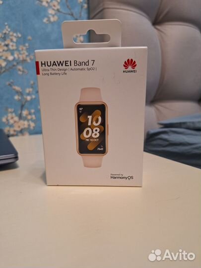 Смарт-часы Huawei band 7