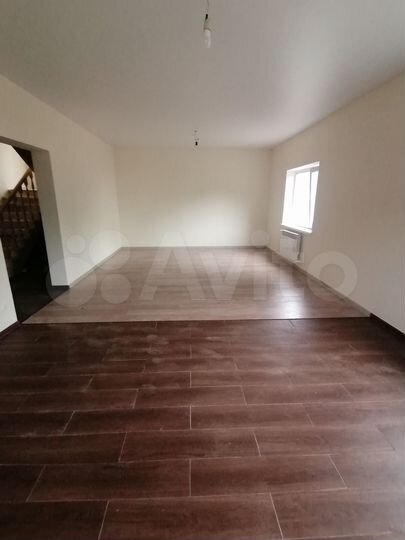 Дом 180 м² на участке 6,7 сот.