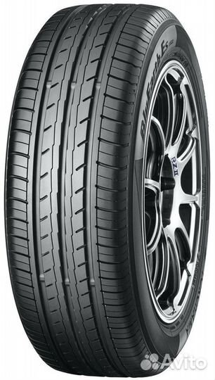 Yokohama BluEarth-ES ES32 215/50 R17