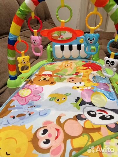 Развивающий игровой коврик с пианино