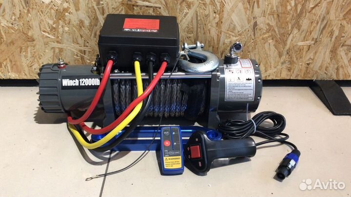 Лебедка 12V 5.5 тонн EW12000 синтетический трос