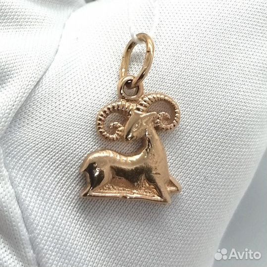 Золотая подвеска