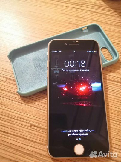 Телефон iPhone 7