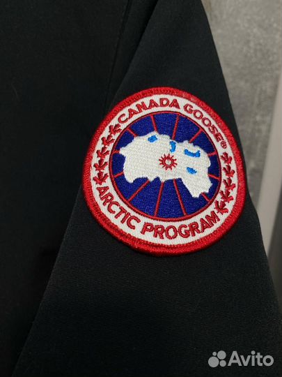 Пуховик женский Canada Goose оригинал